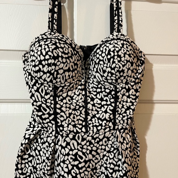 GUESS Leopard Bustier Top Corset like, black and white, Medium - Picture 2 of 9